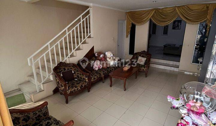 Dijual Rumah Bagus Bangunan 2 Lantai Full Furnish Di Metland Puri 1