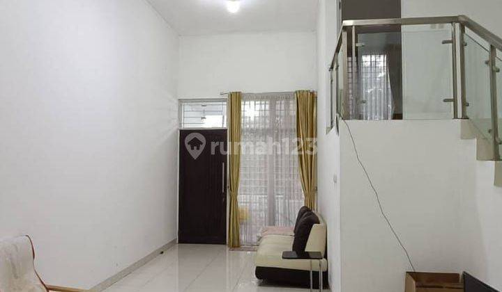 Dijual Rumah Bagus 2 Lantai Daerah Semanan 1