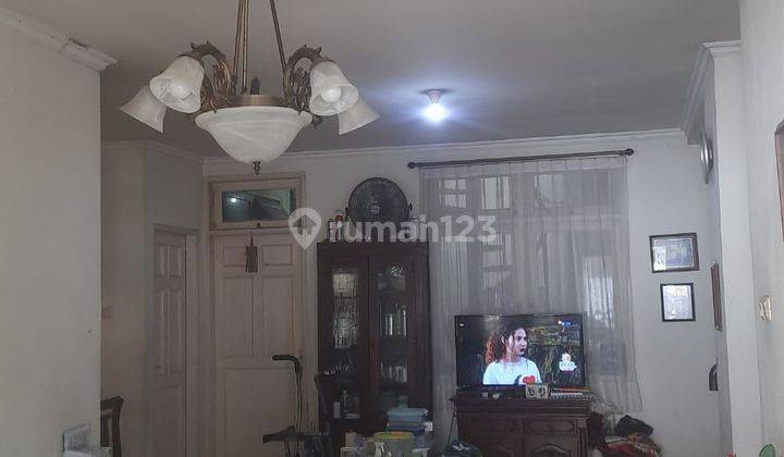 Rumah Rapih Terawat Uk 9x15 Dua Lantai Sertifikat Hak Milik Posisi Hadap Selatan Lokasi Di Perumahan Puri Media Jakarta Barat Hub Thanty 08111089928 2