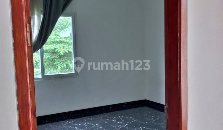 Rumah Disewakan Nyaman Terawat Dan Strategis di Legenda Wisata 6