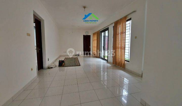 Rumah Disewa Nyaman Terawat Dan Strategis di Legenda Wisata 5