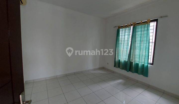 Rumah Disewa Nyaman Terawat Dan Strategis di Legenda Wisata 8