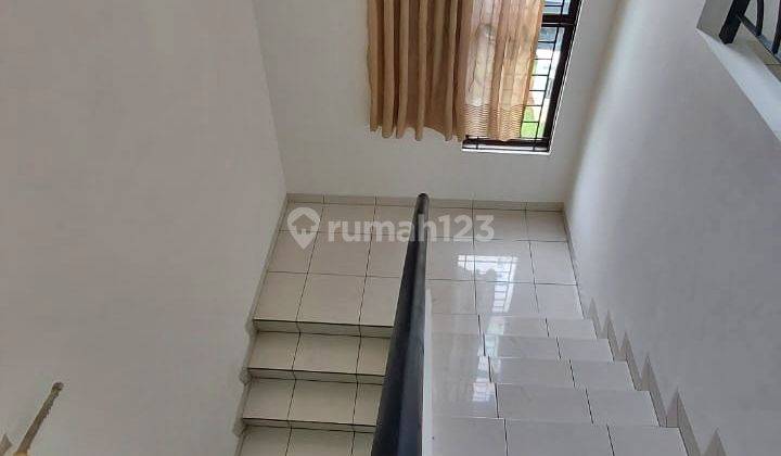 Rumah Disewa Nyaman Terawat Dan Strategis di Legenda Wisata 15