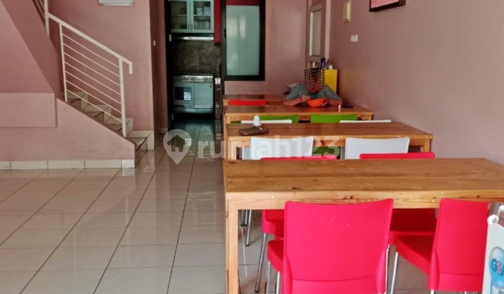 Ruko 2 Lantai Siap Pakai, Lokasi Strategis Legenda Wisata Cibubur