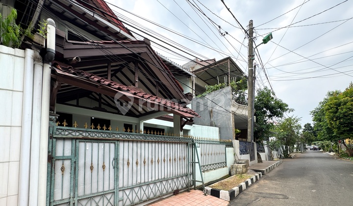 Rumah Cantik Siap Huni Harga Nego di Pondok Kelapa Indah 2