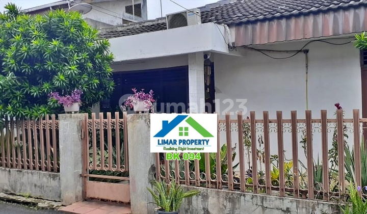 Rumah Siap Huni 4 Kamar Tidur di Kompl. Koperasi Bintara Jaya