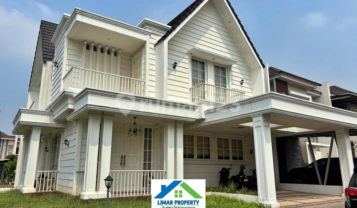 Fully Furnished Hook House Price Drop in Kota Wisata Cibubur