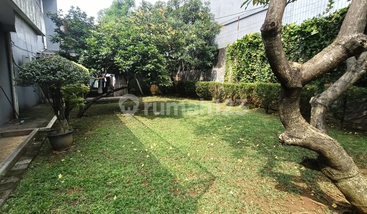 Rumah Besar Asri & Sejuk 2 Lantai Semi Furnished Dijual Petukangan Selatan Pesanggrahan Jakarta Selatan Rumah Bagus SHM 2