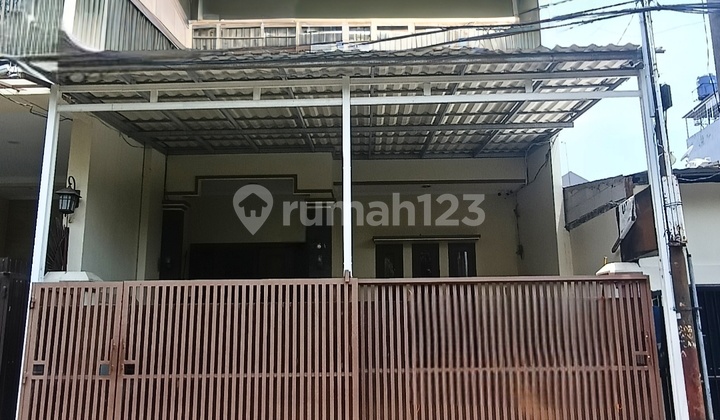 Rumah Minimalis 3 Lantai Dijual Lokasi Favorit Sunter Jakarta Utara Rumah Bagus SHM di Lobby Utama Sunter Mall, Jl. Danau Sunter Utara, Sunter Agung, Tanjung Priok, Kota Jakarta Utara, DKI Jakarta, Indonesia, 14350, Sunter