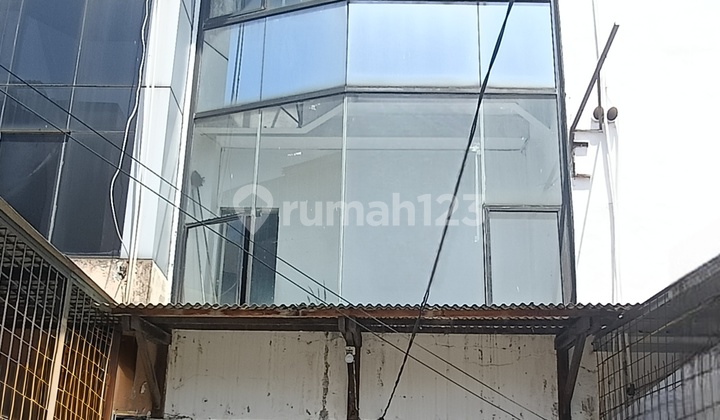 Ruko Usaha 3,5 Lantai Row Jalan 3 Mobil Dijual Lokasi Strategis Gunung Sahari Jakarta Pusat Ruko di Gunung Sahari Utara, Sawah Besar, Kota Jakarta Pusat, DKI Jakarta, Indonesia, Gunung Sahari 60.0 m² Unfurnished SHM