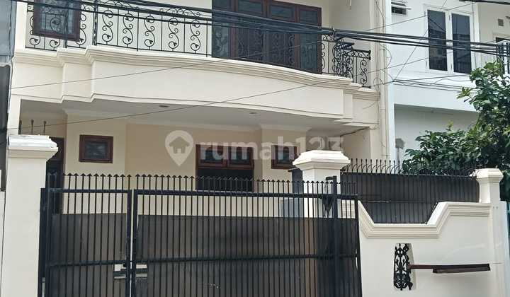 Rumah Minimalis 2,5 Lantai Disewakan Lokasi Favorit Sunter Jakarta Utara Rumah Bagus SHM di Sunter Agung, Tanjung Priok, Kota Jakarta Utara, DKI Jakarta, Indonesia, Sunter Rumah Minimalis 2,5 Lantai Disewakan Lokasi Favorit Sunter Jakarta Utara Rumah Bagus SHM di Sunter Agung, Tanjung Priok, Kota Jakarta Utara, DKI Jakarta, Indonesia, Sunter