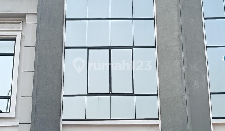 Ruko Usaha 1 Muka 4 Lantai Disewakan Sedayu City Kelapa Gading Jakarta Utara Ruko di Old Shanghai, Sedayu City, Jl. Sedayu City, Cakung Barat, Cakung, Kota Jakarta Timur, DKI Jakarta, Indonesia, 13910, Kelapa Gading 67.5 m² Unfurnished HGB