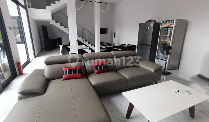 Rumah Hoek Cantik Minimalis Modern Baru 2 Tahun Dibangun 4 Lantai Dijual Row Jalan 2 Mobil Lokasi Favorit Sunter Jakarta Utara Rumah Bagus SHM di Sunter Mall Jakarta Utara, Jl. Danau Sunter Utara Kav.II Blok G7, Sunter Agung, Tanjung Priok, Kota Jakarta U Rumah Hoek Cantik Minimalis Modern Baru 2 Tahun Dibangun 4 Lantai Dijual Row Jalan 2 Mobil Lokasi Favorit Sunter Jakarta Utara Rumah Bagus SHM di Sunter Mall Jakarta Utara, Jl. Danau Sunter Utara Kav.II Blok G7, Sunter Agung, Tanjung Priok, Kota Jakarta U