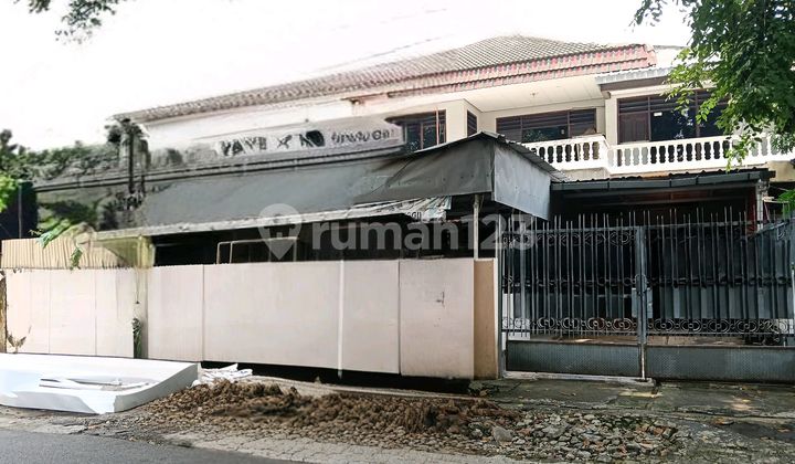 Rumah Besar Usaha Tinggal Dan Kost Dijual Lokasi Strategis Tomang Grogol Jakarta Barat Rumah SHM di Halte Transjakarta Tomang Raya, Jl. Tomang Raya, Jati Pulo, Palmerah, Kota Jakarta Barat, DKI Jakarta, Indonesia, 11430, Tomang