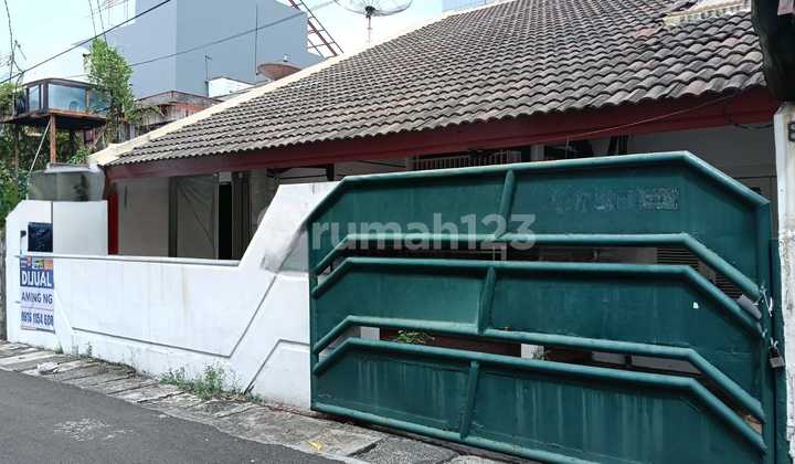 Rumah 1,5 Lantai Dijual Jatipulo Palmerah Jakarta Barat Rumah Butuh Minim Renovasi HGB di Apotek Tomang Raya, Jl. Tomang Raya, Tomang, Grogol Petamburan, Kota Jakarta Barat, DKI Jakarta, Indonesia, 11440, Palmerah