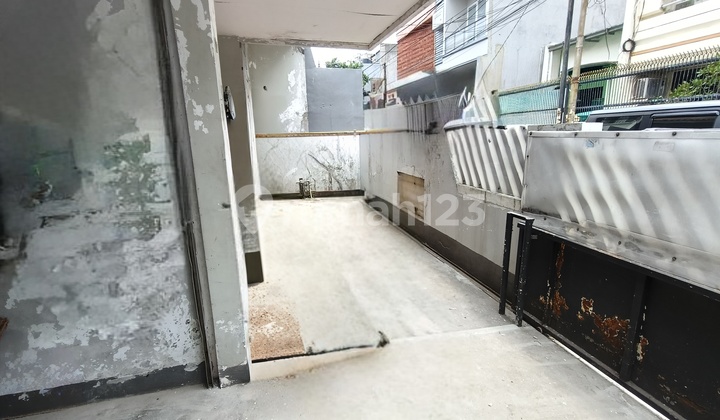 Rumah 1,25 Lantai Row Jalan 2 Mobil Disewakan Lingkungan Tenang Tomang Grogol Jakarta Barat Rumah di Tomang, Grogol Petamburan, Kota Jakarta Barat, DKI Jakarta, Indonesia, Tomang 2