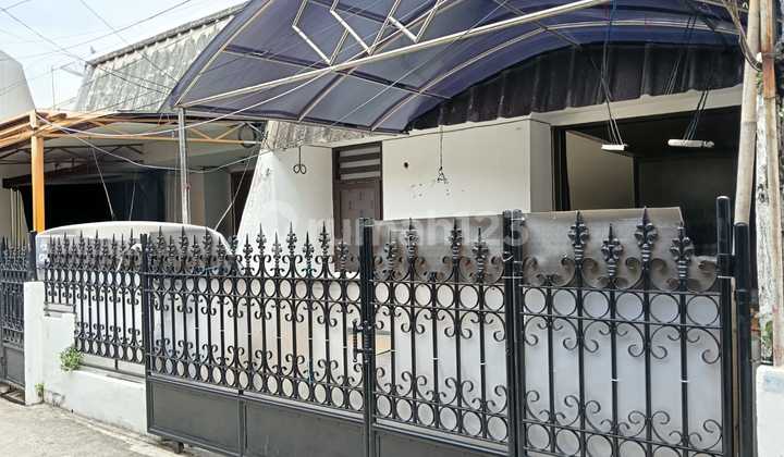 Rumah Standar 1 Lantai Disewakan Sunter Jakarta Utara Rumah Butuh Minim Renovasi di RPTRA Sunter Hijau, Perumahan Sunter Hijau, Jl. Sunter Kirana Raya RT.04/RW.010, Sunter Jaya, Tanjung Priok, Kota Jakarta Utara, DKI Jakarta, Indonesia, 14360, Sunter