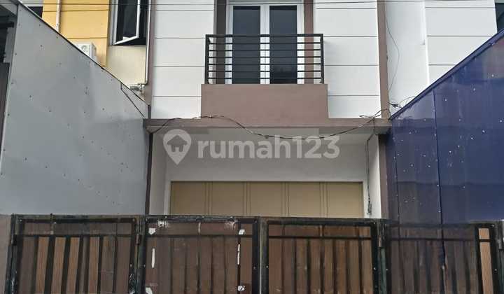 Rumah Usaha 4 Lantai Dijual Petojo Viy Cideng Jakarta Pusat