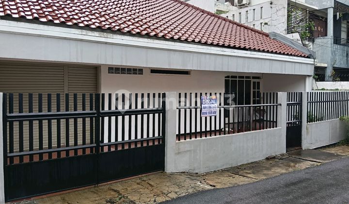 Rumah Minimalis 1,25 Lantai Rapih Dan Terawat Lingkungan Tenang Dijual Kota Bambu Utara Palmerah Jakarta Barat Rumah Bagus SHM di Alfamart, Jl. Kota Bambu Utara I, Kota Bambu Utara, Palmerah, Kota Jakarta Barat, DKI Jakarta, Indonesia, 11420, Palmerah