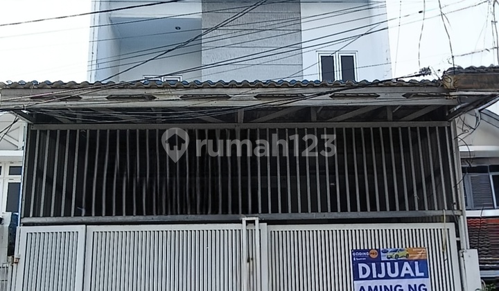 Rumah Minimalis 3,25 Lantai Row Jalan 2,5 Mobil Dijual Lokasi Tenang dan Nyaman Sunter Jakarta Utara