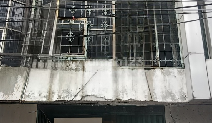 Ruko Usaha 3,5 Lantai Row Jalan 3 Mobil Dijual Lokasi Strategis Gunung Sahari Jakarta Pusat