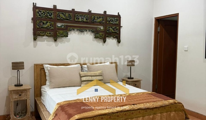 Furnished Two Bedrooms Villa For 20 Yers Lease On Beachside Sanur