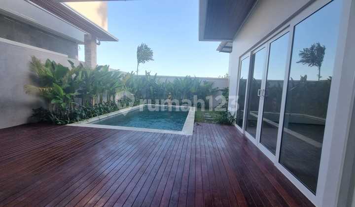 25-Year Leasehold New Villa in Sanur Modern Style Good 2