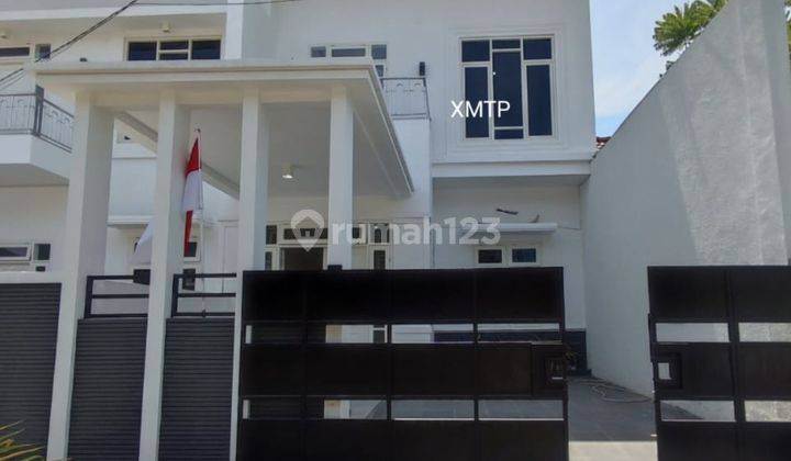 Rumah Sutorejo Baru American Style Dekat Pakuwon City Mulyorejo  2