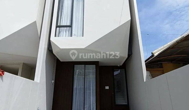 Dekat Unair Jual Rumah Baru Furnish Interior Mewah Sutorejo Surabaya 1