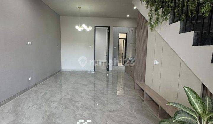 Rumah Baru Nirwana Eksekutif Semi Furnish Dekat Pandugo Merr  2