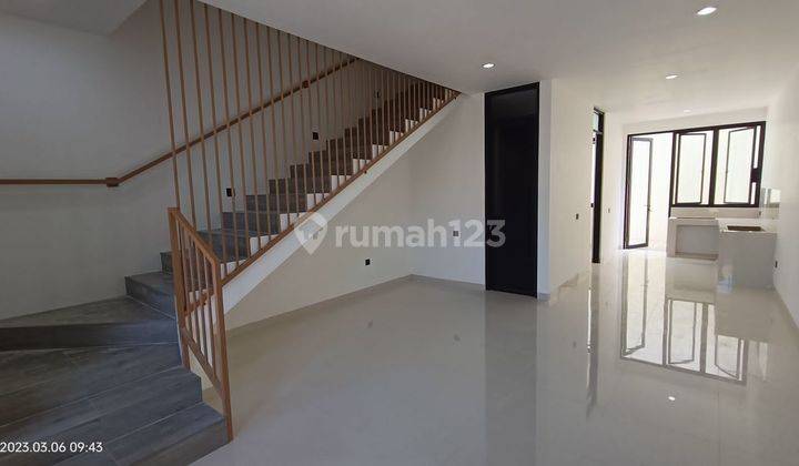 Rumah Baru Pondok Tjandra Minimalis Modern One Gate Dekat Club House 2