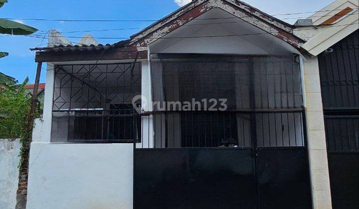 Murah Butuh Uang. Rumah Di Karangasem, Kenjeran Shm - Sertifikat Hak Milik 1