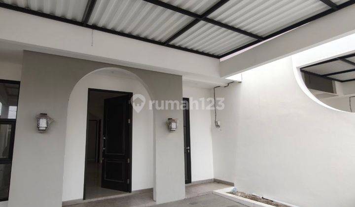 Rumah Baru Gress Pondok Tjandra Row 4 Mobil Model American Modern 2