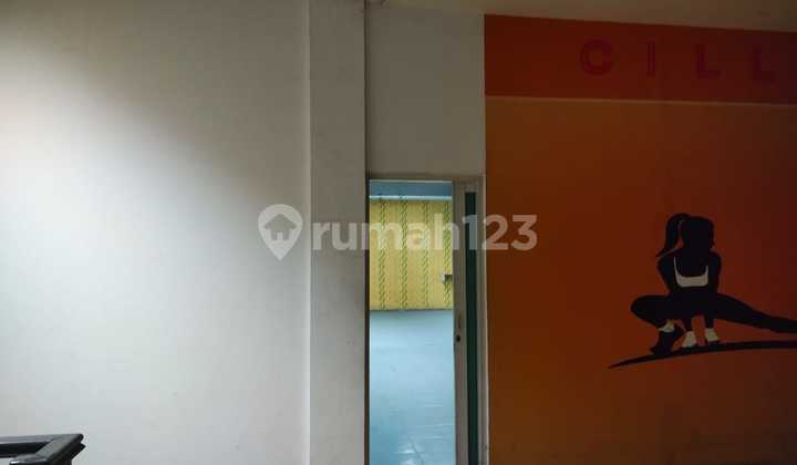 Three-Story Shop House Ready for Use in South Tambun 2