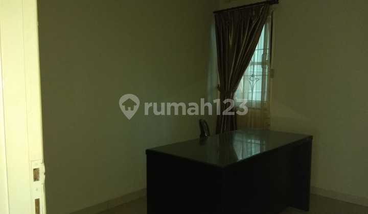 Feef. House for Rent in Taman Dago Lippo Cikarang.