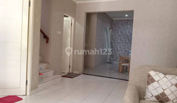 Egjj Rumah Di Sewakan Full Furnis Di Florencia Lippo Cikarang 2