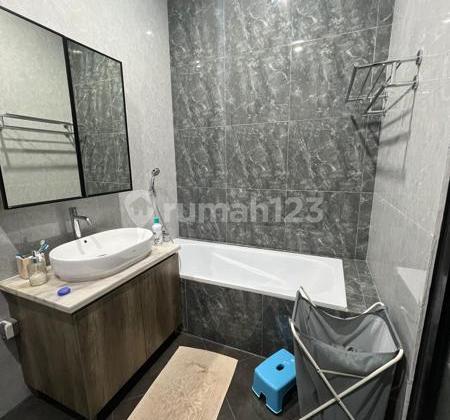 Fbec. Rumah Dijual di Cluster Taman Beverly Lippo Cikarang