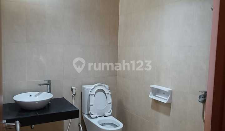 Fdgg. House for Rent in Summer Bliss Lippo Cikarang 2