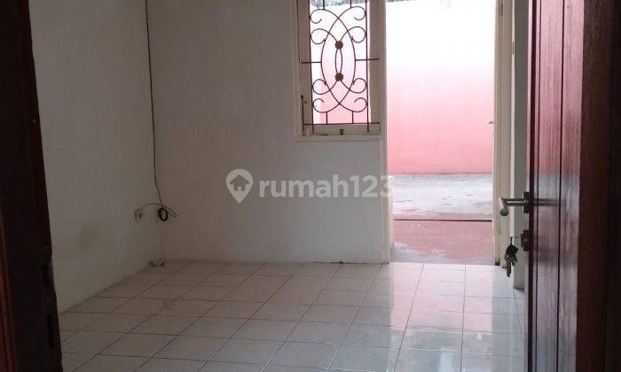 Dgcb. Rumah Disewakan di Cluster Catalonia Deltamas Cikarang 5