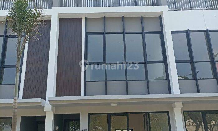 Dhbd. Ruko Disewakan Di Uptown Lippo Cikarang 1