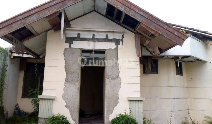 Eaga. Rumah Rusak Dijual Murah di Cluster Taman Beverly Lippo Cikarang 1