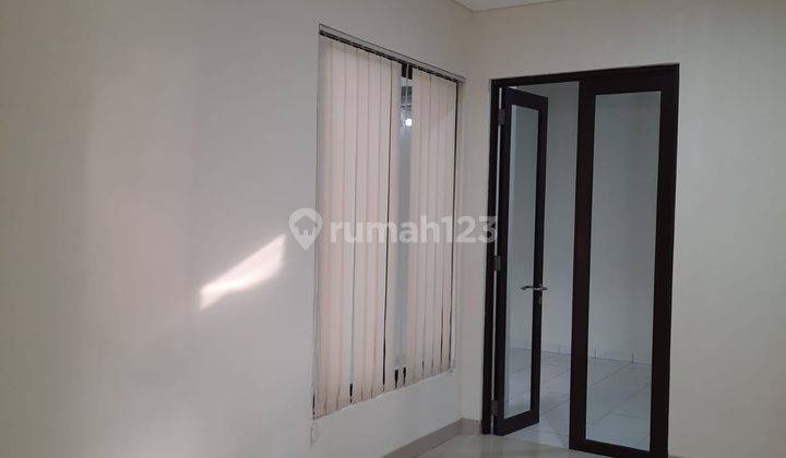 Eaij. Rumah Disewakan Semi Furnished di Cluster Forest Green Lippo Cikarang 2