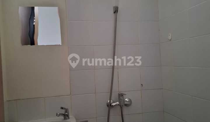 Fjhh. DiSewakan Rumah di Lippo Karawang 2