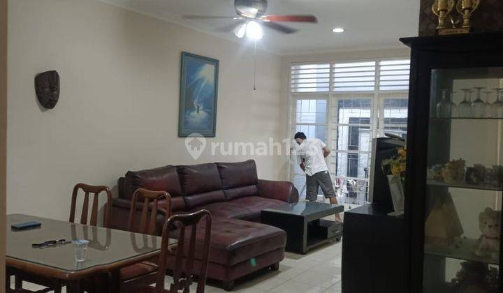 Ebgh: Rumah Dijual Semi Furnished di Cluster Meadow Green Lippo Cikarang  2