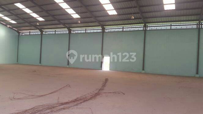Fcji. Gudang disewakan di Cikarang Utara