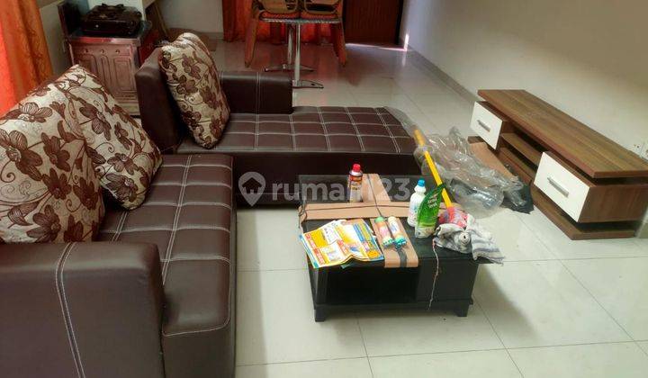 Eegh. Rumah Disewakan di Summer Bliss Lippo Cikarang 2