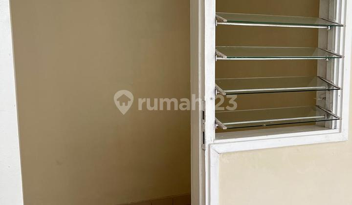 Fbbb. House for sale in Meadow Green Lippo Cikarang. 2