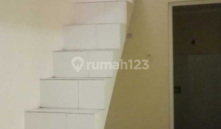 Rent. House for Rent in Meadow Green Lippo Cikarang