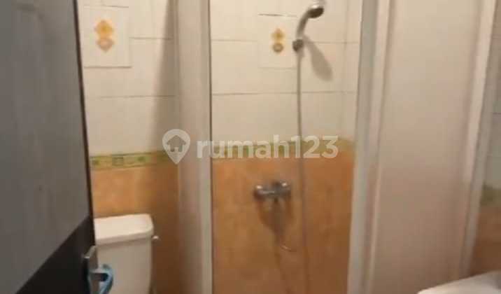 Fedh. Rumah Disewakan di Meadow Green Lippo Cikarang 2