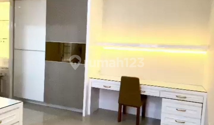 Ehhd Rumah Disewakan Full Furnished di Vassa Terrace Lippo Cikarang 2